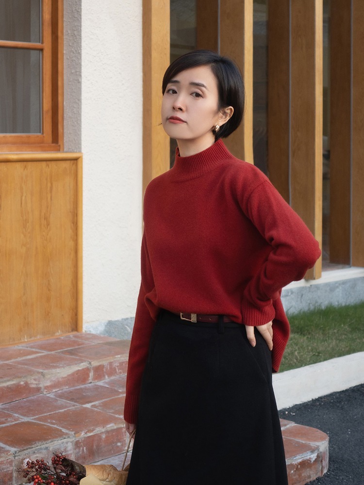 针织衫 果然!40岁女人还是穿针织衫最美,配半身裙魅力十足