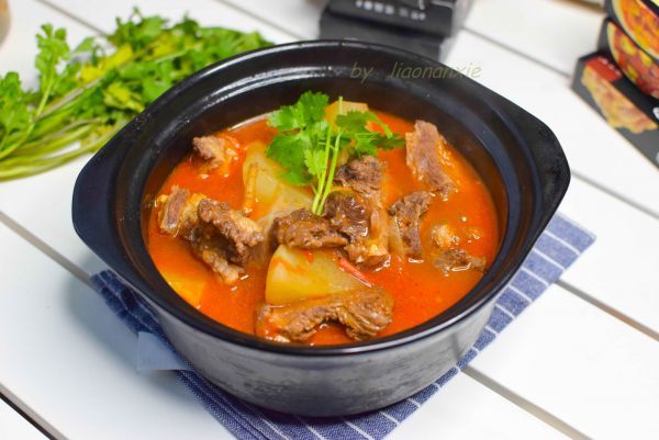 牛肋条肉是牛的哪个部位