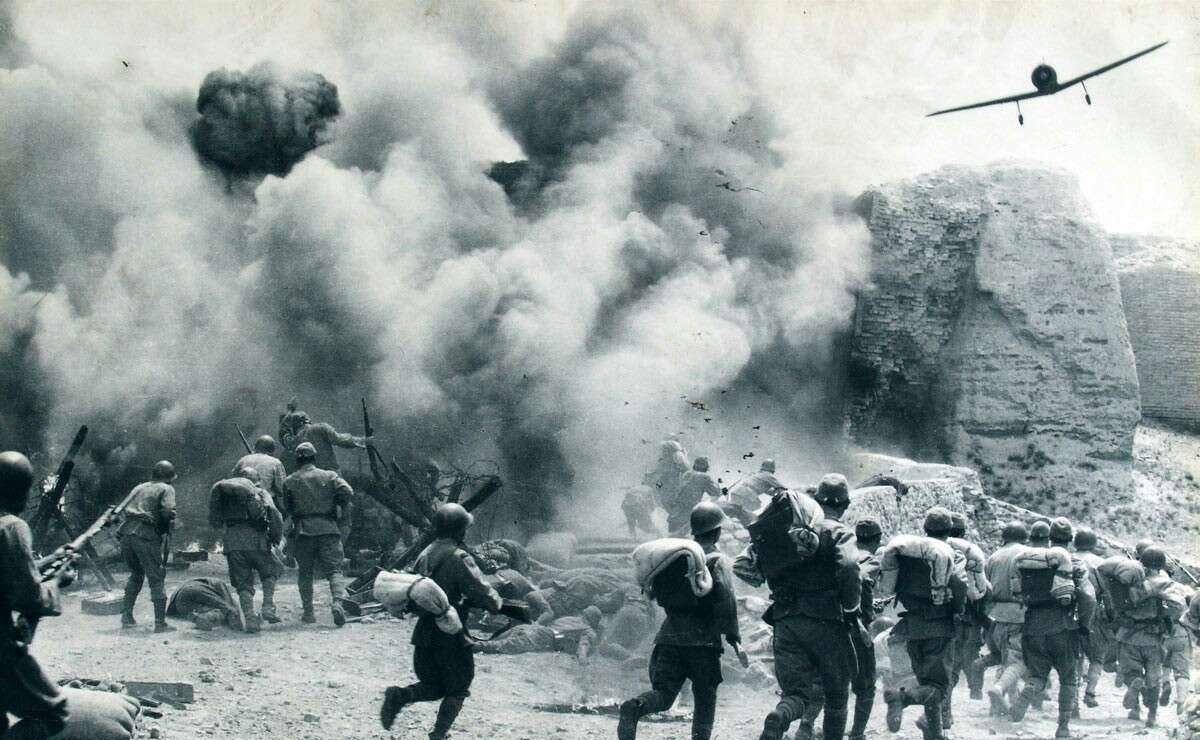 方式|反对中国抗战,多个美女陪伴,这都是印度国父干的事