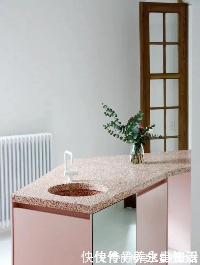 铺设|兜兜转转,曾被淘汰的水磨石,如今又火了,这独特性谁也代替不了!