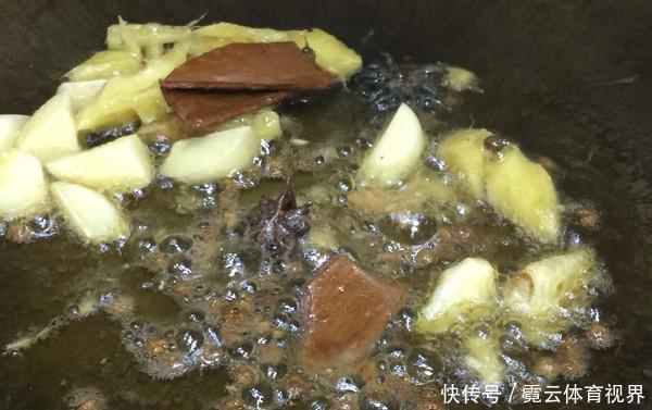 鸭肉|鸭肉别只会啤酒鸭了,和它搭配简直绝了,一锅吃完还想舔盘子