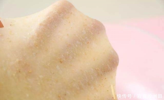 色拉油版吐司不用面包机,不用手揉面,依然可以做出手套膜的柔软