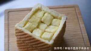 这款冰火两重天的甜品,有吐司就可以做!