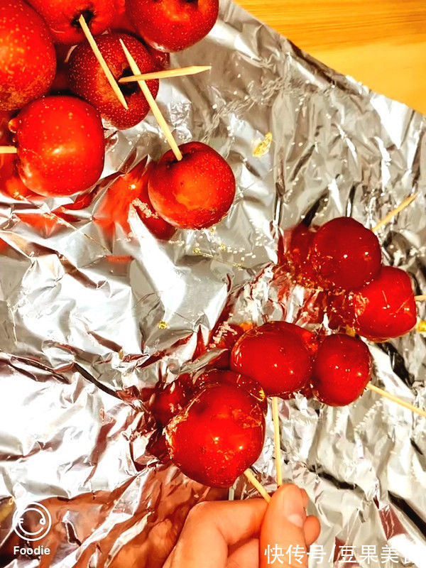 这道#一学就会快手菜#冰糖葫芦，每天吃都吃不够