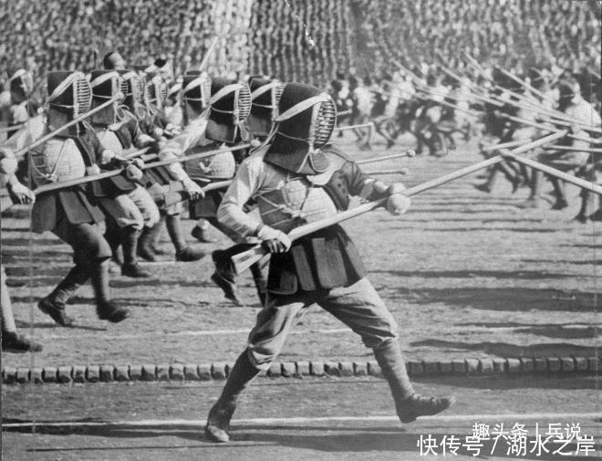 传统|别和野兽讲规矩!老八路:和鬼子拼刺刀,先开枪撂倒几个