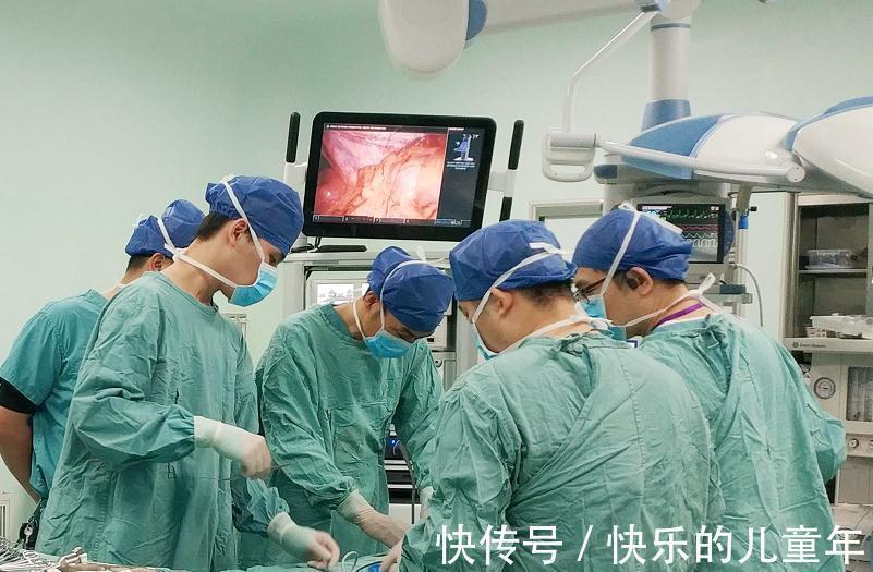 湖南省人民医院|腰痛一年多,男子肾脏长“鹅蛋”肿瘤!专家勇闯“雷区”成功摘除