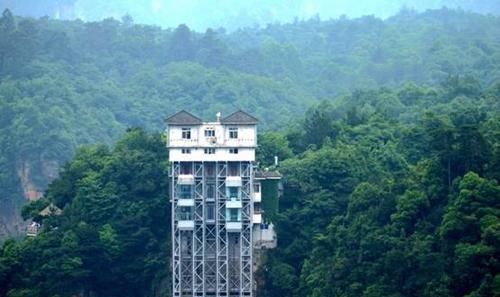 小伙|英国小伙到湖南旅游，游玩一周后懵了：你管这个叫做电梯？