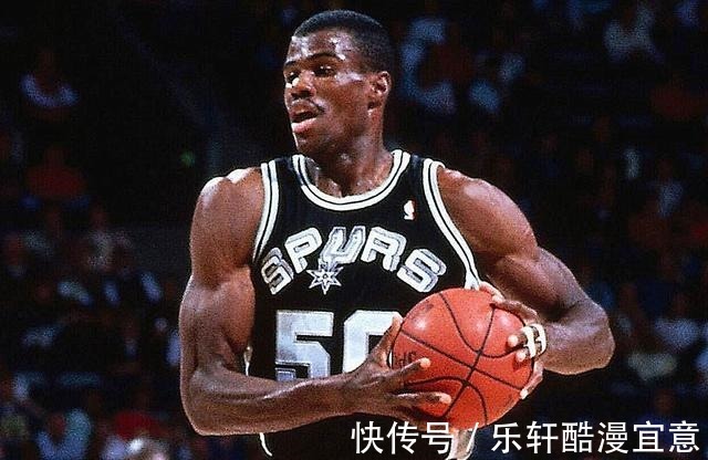 大卫罗宾逊|如果按取得的荣誉来排名,NBA90年代四大中锋该怎么排
