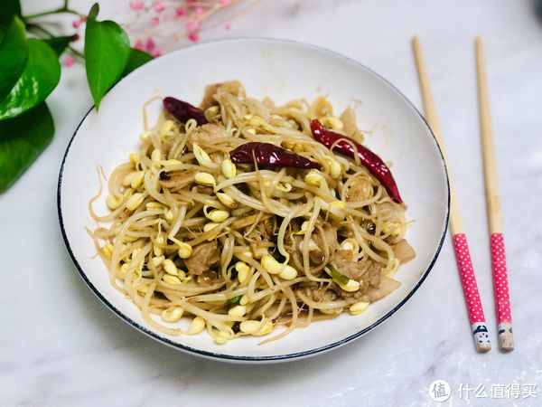 天冷就馋这道菜，人称“如意菜”，价格便宜寓意好，一盘才2元钱