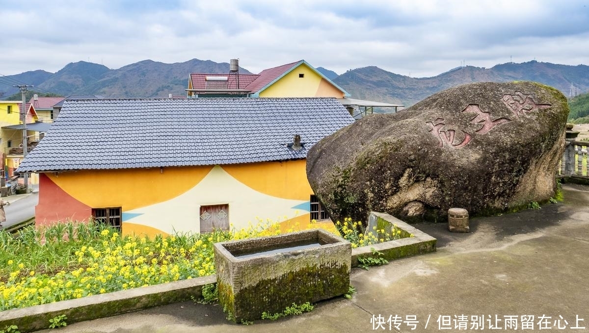 德兴大茅山，天然的避暑胜地，山下还藏着一个“彩虹童话村”