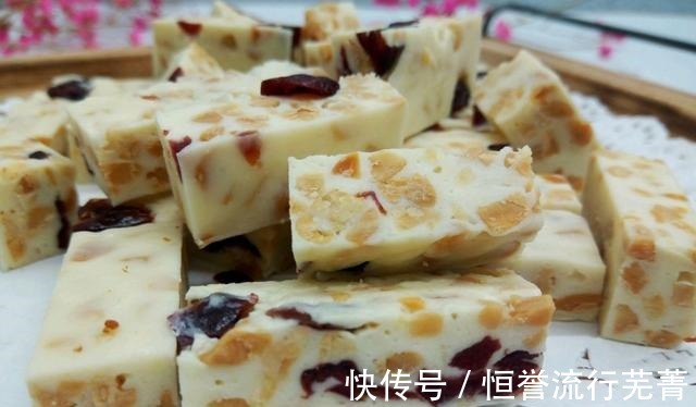 花生|自从学会牛轧糖这个做法，我家连糖果都不买了，做多少都被吃完！