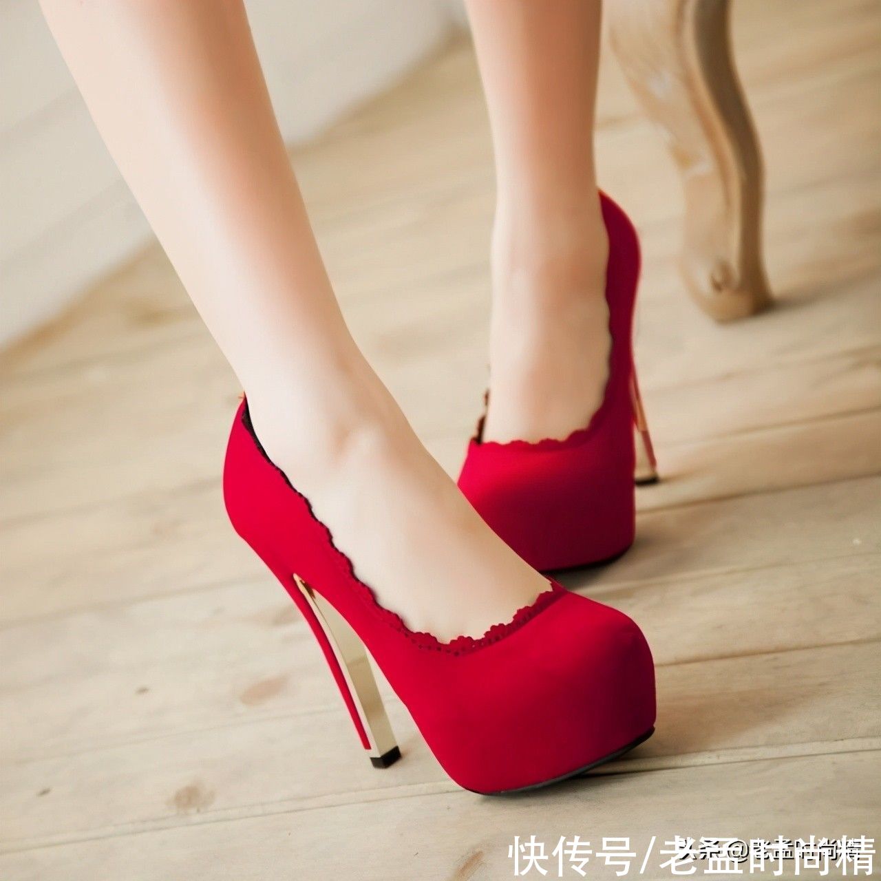 高跟鞋|今年最火爆的高跟鞋都在这里，每一双都能吸引路人的眼球