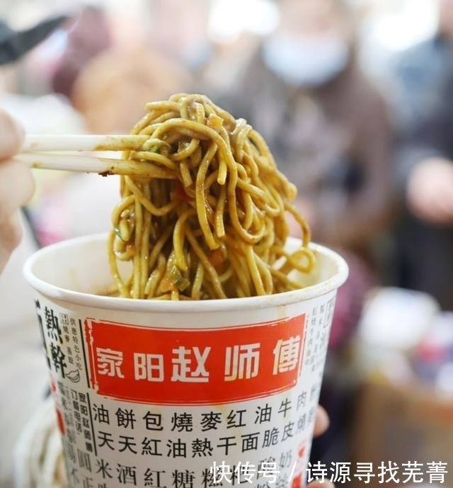 走街串巷遍寻美食,舌尖上的武汉,果然名不虚传!