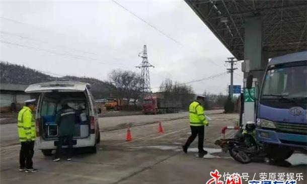 摩托车电瓶更换新知:为您的爱车续航添彩