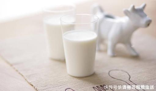 黑色素|喝牛奶能美白皮肤科医生大错特错,真正能美白的是这3物