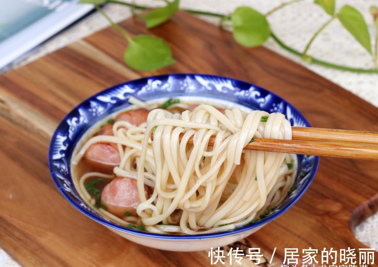 羡慕|早餐只有这碗阳春面,发朋友圈却人人羡慕,网友:可以享福了