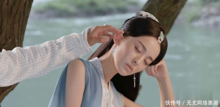 这本|《三寸人间》风光不再,这本小说强势崛起,评分9