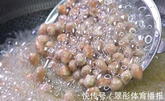 蒜香花生|花生米这样做最好吃，香甜可口，嘎巴酥脆，满满小时候的回忆