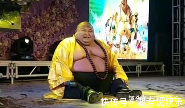 中国文化&男子因长相神似“弥勒佛”,被富婆带回家“供养”,如今怎样了