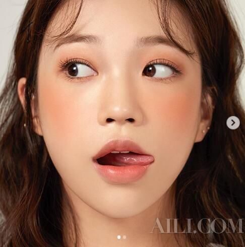 春风吹的嘴唇发干？唇部护理可不能松懈