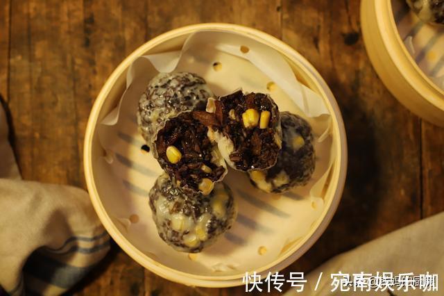 蒸锅|这早餐简单快手、好吃饱腹,一次多蒸点,冻起来随吃随取特省事