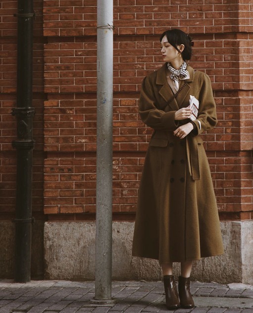 秋冬|“束腰大衣”太撩人了,搭配上靴子更有气场,照着穿就很时髦!