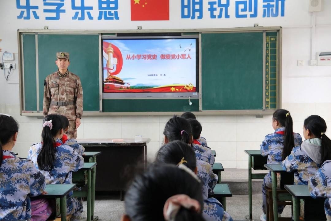 管理|四川泸县这所学校管理方式很特别 学生“文武兼备”家长心里乐开花