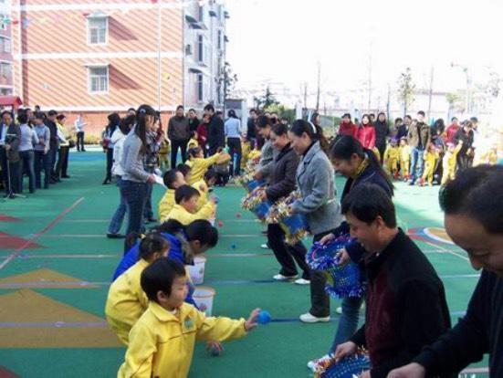 眼袋|孩子积食不消化,脸上3个异常不会“撒谎”,希望娃一个不占