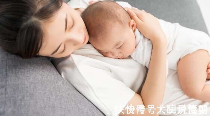 发育|4个月宝宝发育方面有哪些特点?从3个维度来看,父母可自查