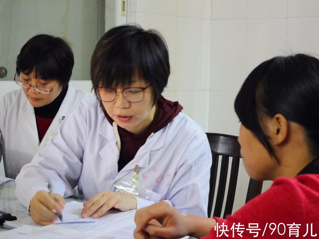 小房子|怀孕之后,孕妈这些行为就别再做了,会伤害胎儿住的“小房子”