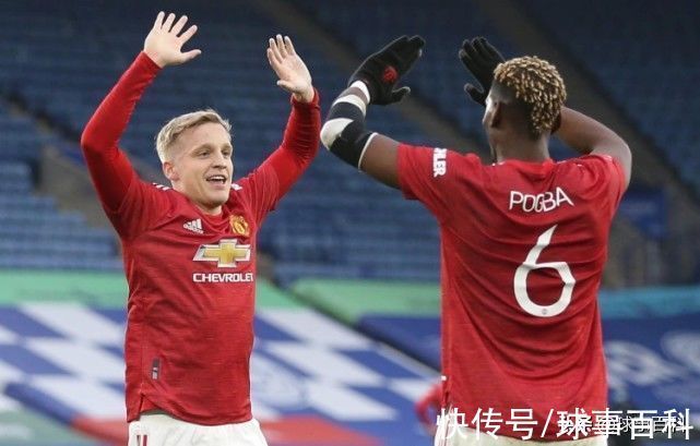 阿尔伯斯|路走窄了!曼联水货踢不上球 经纪人竟怪罪C罗