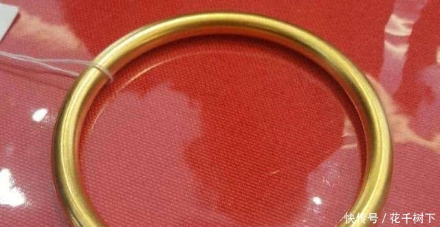 买黄金手镯, 切记“4不买”, 金店老板一看就晓得你是“内行人”!