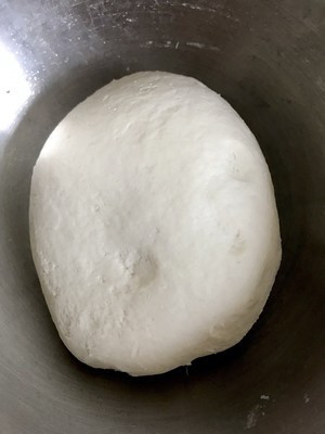 这种三角饼卖的都很贵，教您在家做，外酥里软，咬一口酥掉渣