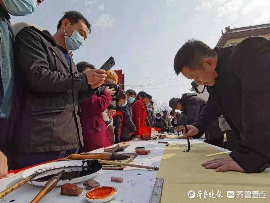 文旅局&泰山区文旅局书画小分队下乡7年送作品，带动基层文化阵地建设