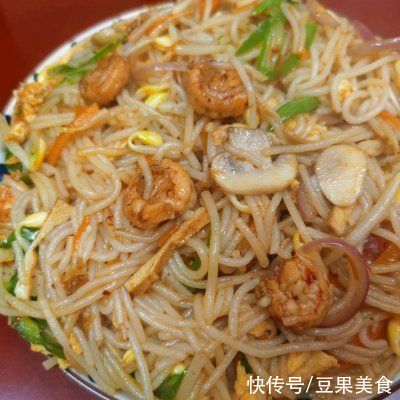 泡米粉|这是海鲜炒粉最正宗的做法，好吃到爆