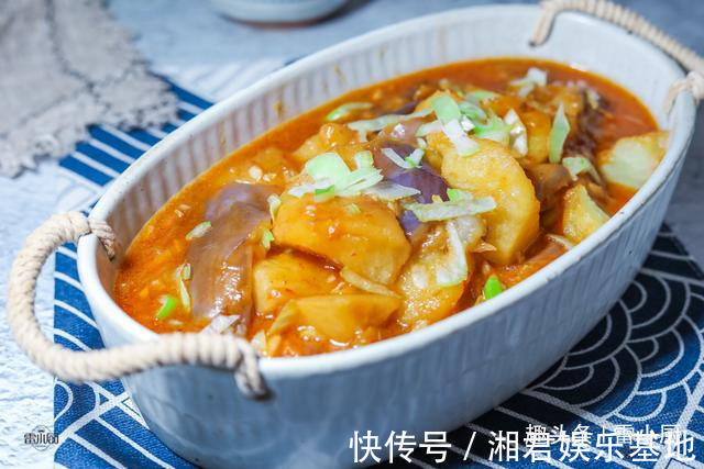 老爷子|我家最爱的土豆做法,每次做一盘不够吃,开胃解馋,比土豆丝好