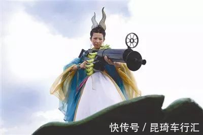 红孩儿&原来孙悟空对铁扇公主破了四戒,难怪牛魔王拼死都不借扇给他!