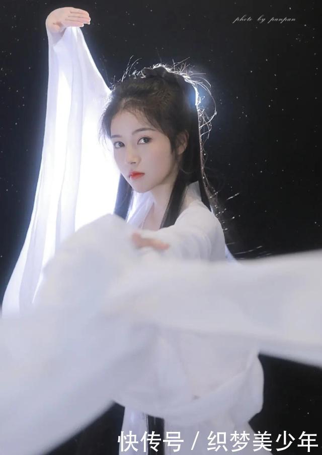 怎一个愁字了得!