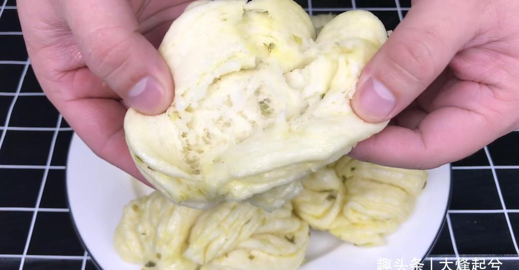 花卷的做法大全之一,教您最简单的方式,照样蓬松暄软层次分明