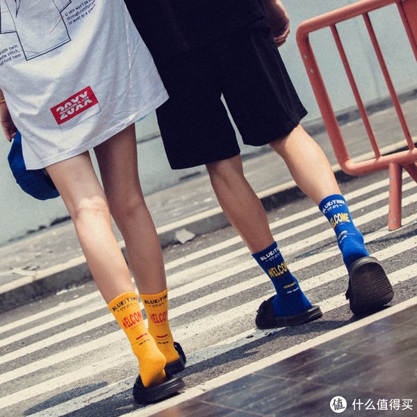 真丝|炎炎夏日，我从我的200双袜子里挑出了最合适的几双来推荐……