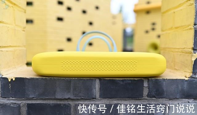 电脑 梵高范轻潮电脑包,时尚轻便的电脑包,做工手感都不错!