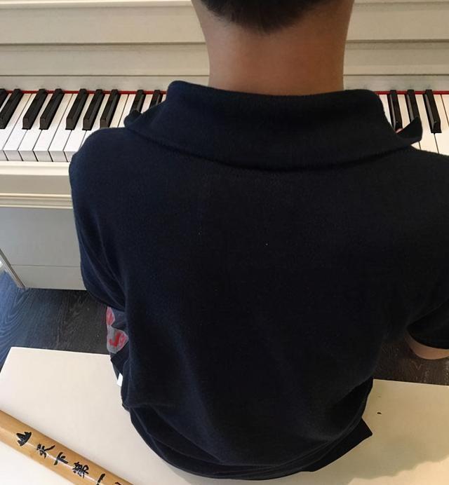 海清晒出自己住的房子,平时伙食还真素啊,一顿饭有六个是青菜