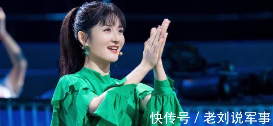 贾玲能否超越谢娜，成为国内的综艺一姐？网友：再过十年吧