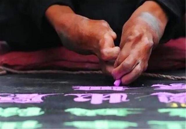 崔显仁&当年乞丐因写字太好看,被方正集团用50万元收购,他后来怎样?