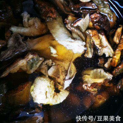 干牛肝菌|谁没在睡梦中想过那顿牛肝菌炖土鸡汤