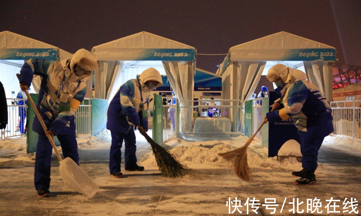 中国矿业大学|奥林匹克公园公共区：雪中这群“蓝精灵”让观众的心暖暖的