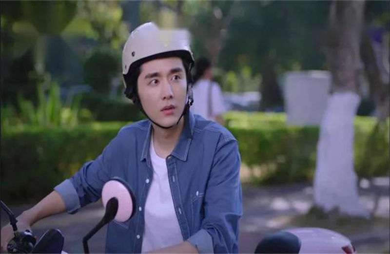 丁程鑫|張新成唐制漢服造型，本哥終于又穿古裝了，快本唱歌舞臺(tái)太期待