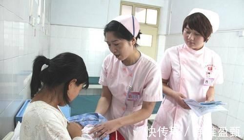 产妇|宝妈剖腹产后,伤口看着都疼,没俩个人扶连起床都难