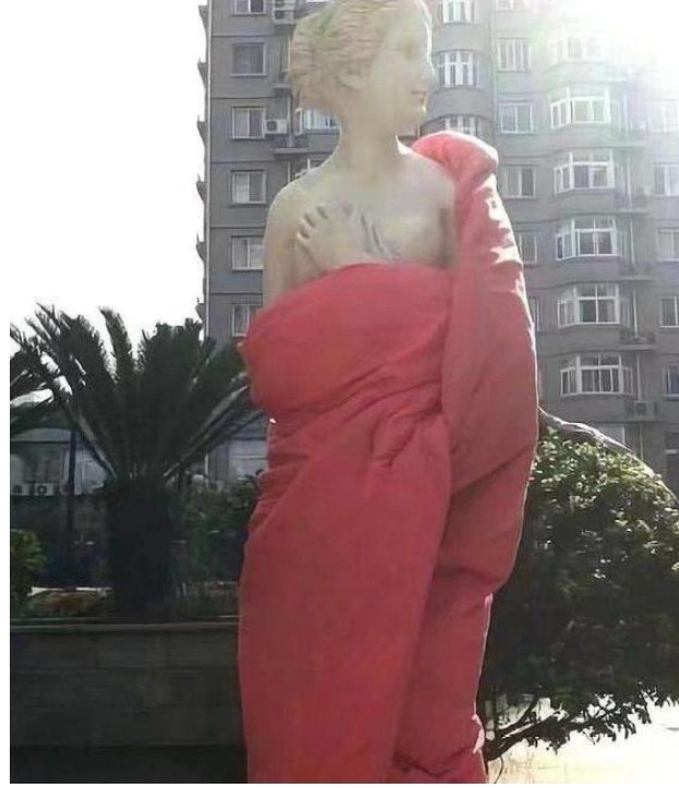 |大学生“晒被子”花样百出,一个比一个搞笑,网友浮想联翩呐