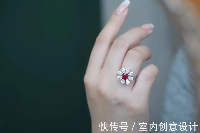 主石@回归复古!镶嵌个性十足,受欢迎的七款戒指你更中意哪一种风格!